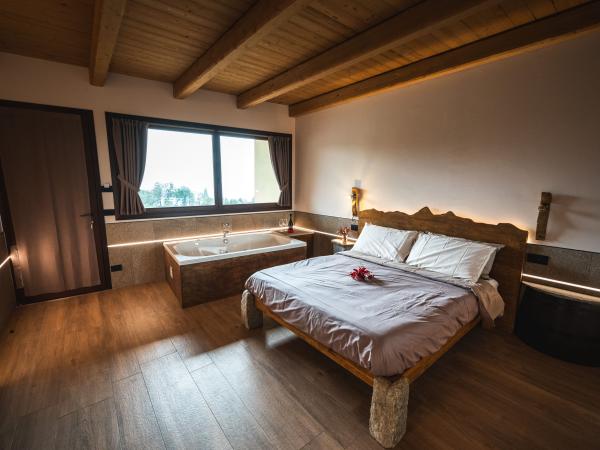 UNA NOTTE CON DEGUSTAZIONE MAGNA TERSILLA