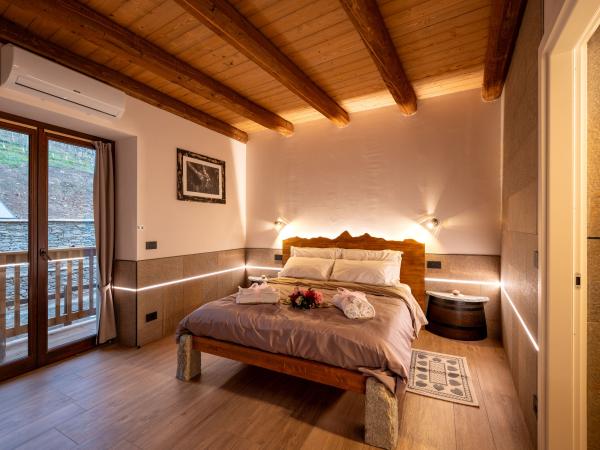 UNA NOTTE CON DEGUSTAZIONE MAGNA ESTER