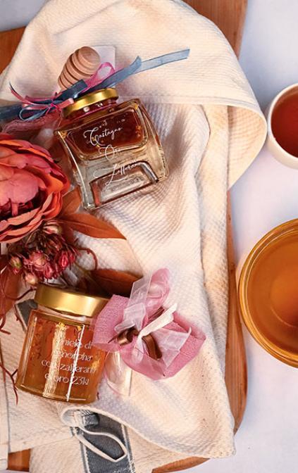 miele aromatizzato allo zafferano e oro 23kt