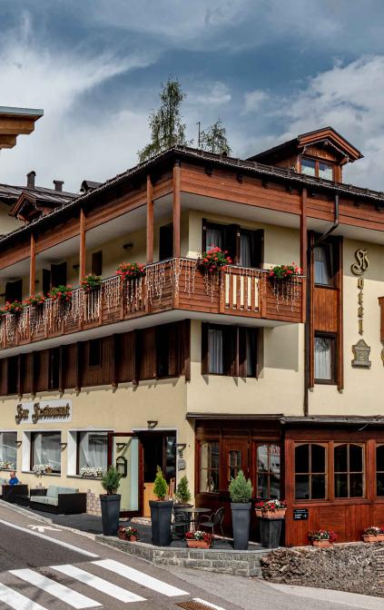 Hotel Caminetto - Green Hotel in Folgarida