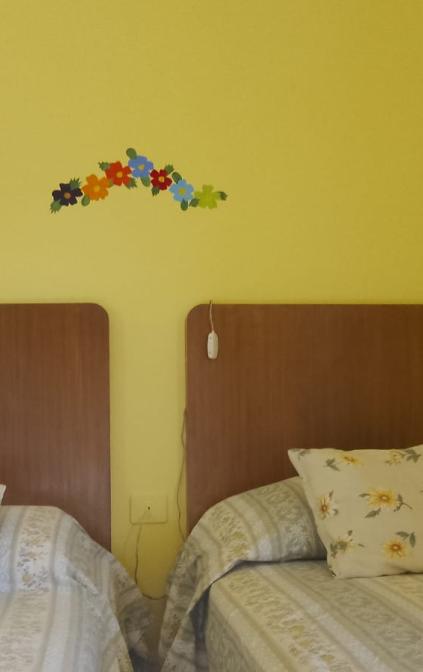La cameretta con due lettini singoli