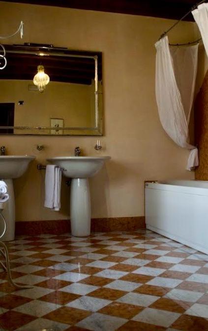 BAGNO SUPERIOR