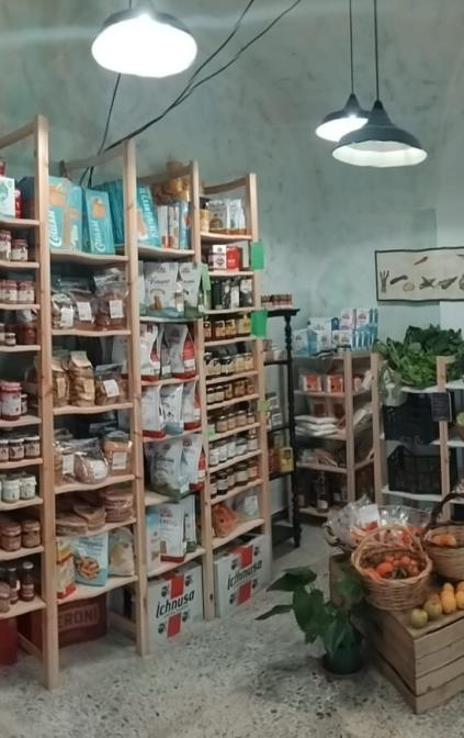 l'interno della Bottega